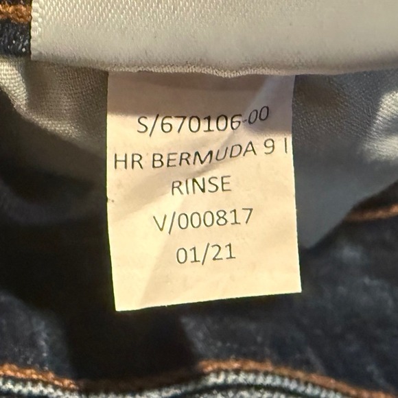 Old Navy Womens Denim Jean Shorts Cuffed Mid Rise Size 14 Summer Staple Stretch - Picture 8 of 11